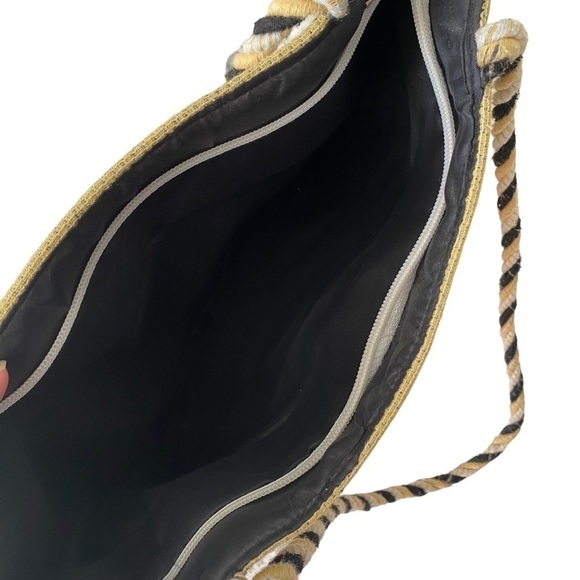 Hand bag with Terra cotta horses - Picture 4 of 5